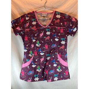 Uniform Advantage Kittycorn Skies‎ Wine Womens 4 Pocket Scrub Top Size Small